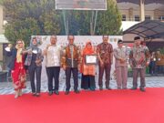 Disdikbud Kaltim Apresiasi SMA Islam Samarinda Pecahkan Rekor Membatik 54 Meter