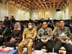 Hadiri Wisudawan Politani Samarinda, Puji Setyowati Apresiasi Mahasiswa dan Tenaga Pendidik