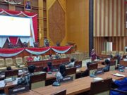 Bersama UWGM DPRD Samarinda Berikan Kuliah Praktik Legislatif Drafting