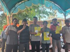 Diinisiasi Ketua Komisi II DPRD Kaltim, Turnamen Catur Sukses Digelar Penyerahan hadiah Turnamen Catur. (Dok pribadi)