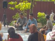 Manfaatkan Silaturahmi, Baharuddin Demmu Jaring Aspirasi Pokdarwis dan Pelaku UMKM Baharuddin Demmu saat diskusi dengan masyarakat Desa Bangun Rejo, Tenggarong Seberang. (dok pribadi).