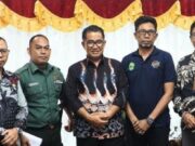 Matangkan HSP Ke-95, Kadispora Audiensi dengan Pj Gubernur Kaltim Pj Gubernur Kaltim, Akmal Malik bersama Kadispora Kaltim, AHK bertemu untuk mematangkan persiapan HSP ke-95.