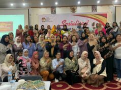 Akhlis Muafin : Perempuan Harus Aktif dalam Demokrasi, Sosialisasi KPU Kutim Dimulai