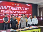 Polres Bontang Ungkap Kasus Pencurian Motor, Pelaku Sudah Berkali-kali Masuk Penjara Konferensi Pers Polres Bontang, Senin (13/1/2025) (dok: koranseruya)