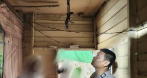 Polisi olah TKP gantung diri di Kukar