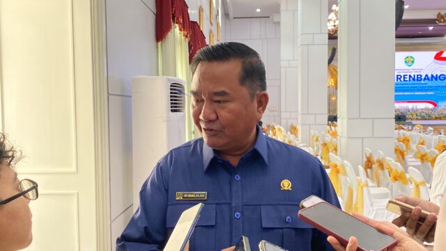Wakil Ketua I DPRD Kalimantan Timur, Ekti Imanuel.(dok: koranseruya)