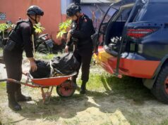 Mortir Peninggalan Perang Dunia II Ditemukan di Kota Balikpapan Sebuah mortir yang diduga sisa peninggalan Perang Dunia II dievakuasi Tim Penjinak Bom (Jibom) Satuan Brigade Mobil (Satbrimob) Polda Kaltim, Rabu 14 Mei 2025.