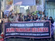 57 Pedagang di Samarinda Tolak Relokasi Pasar Subuh Penolakan terhadap relokasi pasar subuh di Kota Samarinda