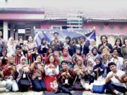 Mahasiswa Unmul Lakukan Tour dan Bazar Budaya di Kampung Tenun Kelompok Arjuna, komunitas pemuda penerima Beasiswa Bakti BCA 2025 dari Universitas Mulawarman, menggelar acara bertajuk “Kampung Tenun Tour dan Bazar Budaya” pada 10–11 Mei 2025 di Kelurahan Tenun, Samarinda Seberang.
