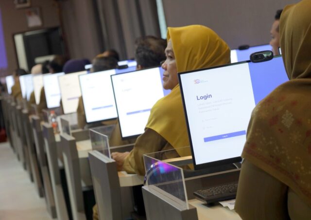 1.340 Pegawai Negeri Sipil (PNS) ikuti penilaian kompetensi manajerial dan sosiokultural di Lab Station BKD Kaltim, Senin (19/5/2025).