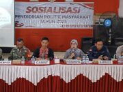 Kesbangpol Kukar Lakukan Sosialisasi Pendidikan Peningkatan Pemahaman Politik Pemerintah Kabupaten (Pemkab) Kutai Kartanegara melalui Badan Kesatuan Bangsa dan Politik (Kesbangpol) melaksanakan sosialisasi pendidikan politik bagi masyarakat.