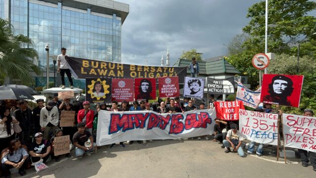 Komite Rakyat Melawan Kaltim menggelar aksi May Day hari ini, Kamis (1/5/2025) (Dok: seruya)