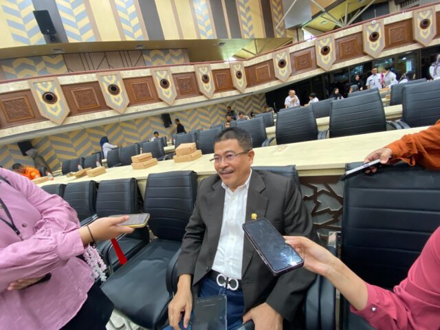 Samarinda Sekertaris Komisi IV DPRD Kalimantan Timur, Darlis Pattalongi.(dok: koranseruya)
