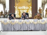 Tindak Lanjuti Usulan Warga, Pemkot Bontang Kumpulkan Perusahaan Bahas Klub Sepak Bola Rapat pembahasan pembentukan klub sepak bola di Kota Bontang (dok: prokompim)