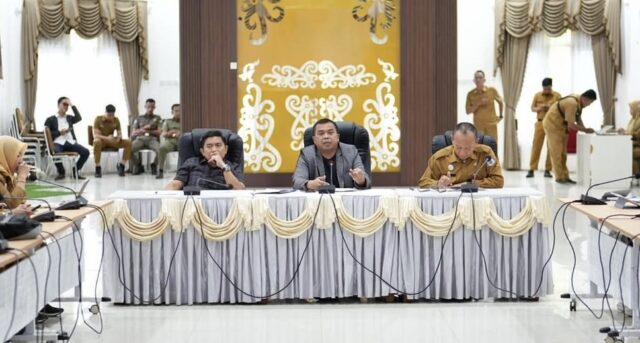 Rapat pembahasan pembentukan klub sepak bola di Kota Bontang (dok: prokompim)