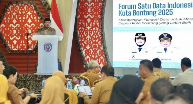 Wakil Wali Kota Bontang, Agus Haris dalam acara Forum Satu Data Indonesia (SDI) Kota Bontang 2025 Selasa (25/11/2025)