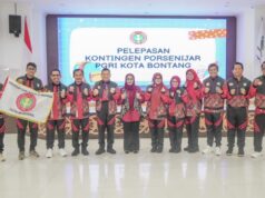 Pemkot Bontang Lepas Kontingen PGRI Menuju Pekan Olahraga, Seni dan Pembelajaran Pemerintah Kota (Pemkot) Bontang melepas kontingen Persatuan Guru Republik Indonesia (PGRI) Kota Bontang menuju ajang Pekan Olahraga, Seni dan Pembelajaran (PORSENIJAR)