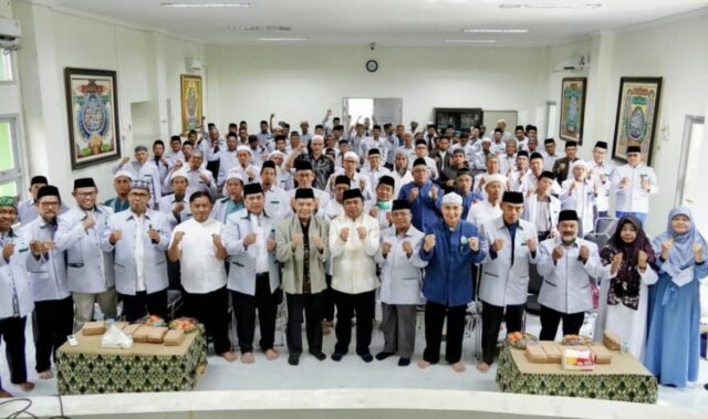 Wawali Bontang Agus Haris hadiri agenda seminar Kewirausahaan Ekonomi Syariah, Minggu (2/11/2025) di Gedung MUI Bontang.