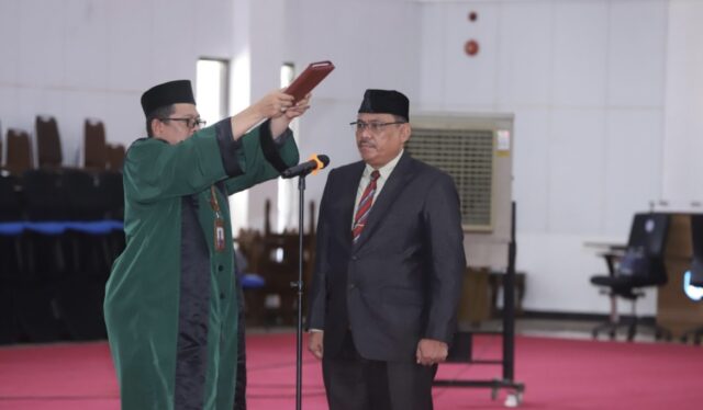 Akhmad Suharto saat dilantik jadi Pj Sekda Bontang (foto: prokompim)