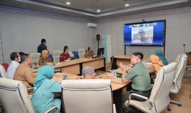 Wali Kota Bontang, Neni Moerniaeni yang hadir secara daring dalam pembukaan operasi timbang serentak jilid 2, Selasa 4 November 2025 (foto: ist)