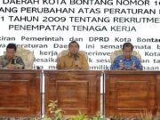 Pemkot Bontang Sosialisasi Perda Rekrutmen dan Penempatan Tenaga Kerja Pemerintah Kota (Pemkot) Bontang gelar Sosialisasi Peraturan Daerah (Perda) Nomor 10 Tahun 2018 tentang Rekrutmen dan Penempatan Tenaga Kerja, Senin (17/11/2025).