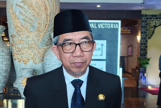 11 Pekerja Lokal PAMA Kutim Terdampak PHK, Bupati Dorong Perusahaan Cari Jalan Tengah Bupati Kutai Timur, Ardiansyah Sulaiman. (dok: ist)