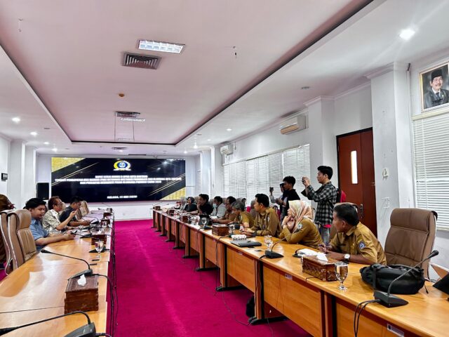 Komisi B DPRD Bontang mempertanyakan kepastian keberangkatan atlet menuju Pekan Olahraga Provinsi (Porprov) yang sebelumnya sempat tidak memiliki kejelasan informasi, namun kemudian berkembang kabar bahwa ajang tersebut tetap akan digelar pada November 2026 mendatang.(dok: koranseruya)
