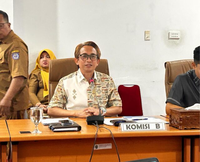 Ketua Komisi B DPRD Bontang, Rustam.(dok: koranseruya)