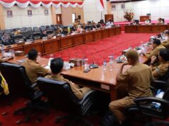 DPRD Ingatkan OPD Bangun Komunikasi dengan Warga BK untuk Hindari Gesekan RDP gabungan Komisi A, B, dan C DPRD Bontang soal lahan parkir, retribusi daerah, serta pemberdayaan Lembaga Adat Kutai Beras Basah di kawasan BK. (dok: koranseruya)