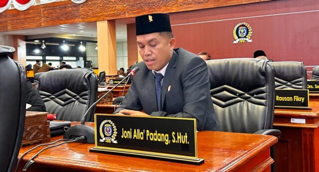 Anggota Komisi C DPRD Bontang, Joni Alla Padang. (dok: koranseruya)