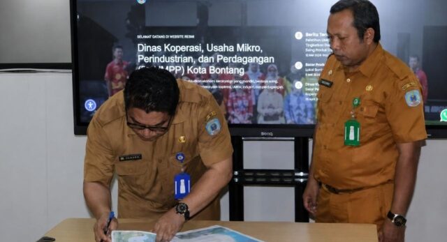 bontang Serah Terima Website DKUMPP oleh Diskominfo Bontang (dok:ist)
