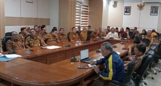 Rakor Validasi Data Pekerja Rentan untuk Program BPJS Ketenagakerjaan (foto:dkumpp]