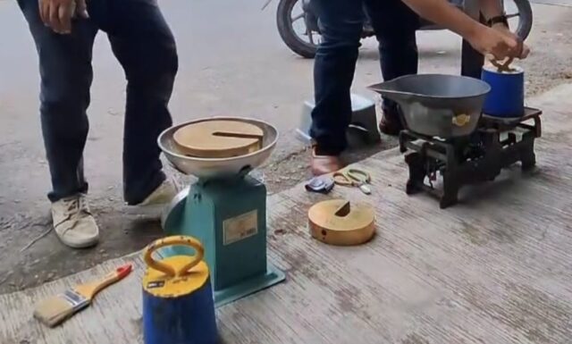 DKUMPP sidang tera ulang alat ukur, takar, timbang, dan perlengkapannya (UTTP) pelaku usaha di wilayah Kelurahan Api-Api (foto:dkumpp)