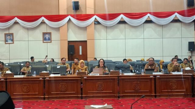 bontang Kepala Bidang Perdagangan DKUMPP Kota Bontang, Sunita Sinaga. (Foto:koranseruya)