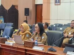 Penarikan Retribusi Parkir di Tiga Pasar Bontang Sudah Digital, DKUMPP Siapkan Kartu Khusus untuk Pedagang Kepala Bidang Perdagangan DKUMPP Kota Bontang, Sunita Sinaga (foto:koranseruya)