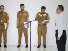 DKUMPP Bontang Gelar Apel Gabungan di UPT Pasar, Tekankan Disiplin dan Pelayanan Kepala DKUMPP Bontang Eko Arisandi memimpin apel pagi gabungan di halaman Kantor UPT Pasar Bontang (foto:ist)